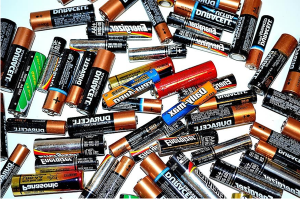 How to recycle old batteries and rechargeable batteries recycle old batteries